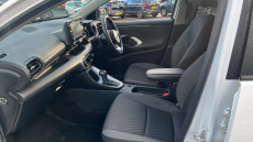 Toyota Yaris 1.5 Hybrid Design 5dr CVT Hybrid Hatchback